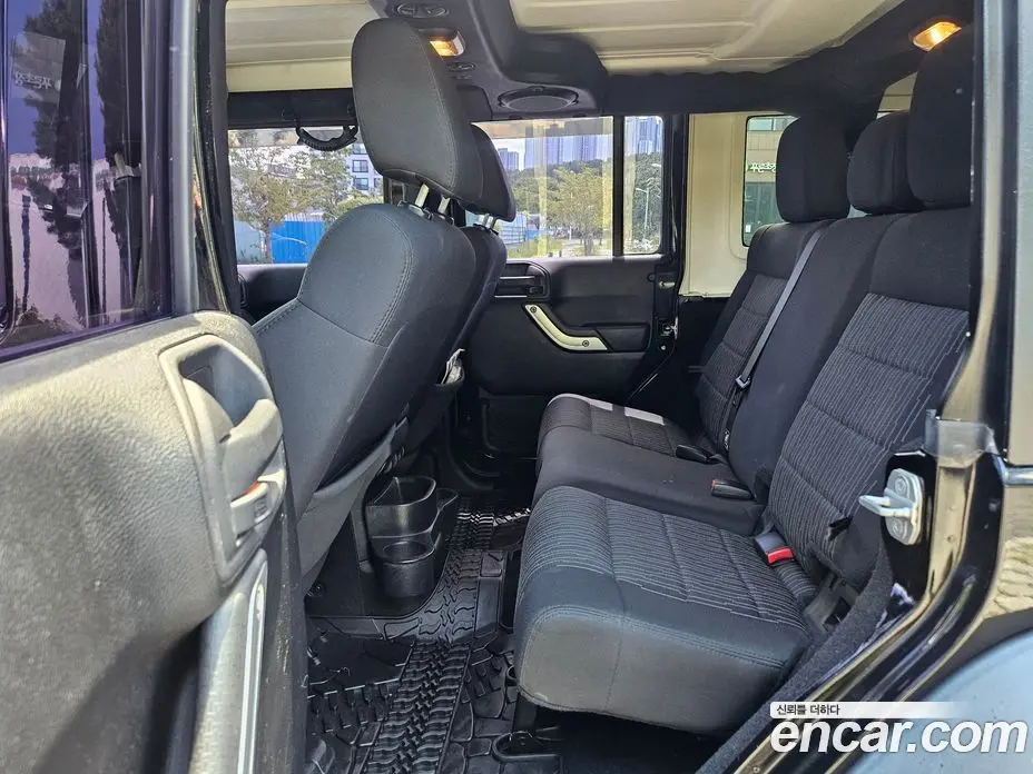 Jeep Wrangler 2011 2.8 автомат (гидро), фото 19