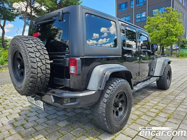 Jeep Wrangler 2011 2.8 автомат (гидро), миниатюра 8