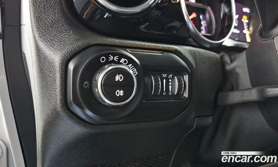 Jeep Wrangler 2020 2.0 автомат (гидро), фото 17