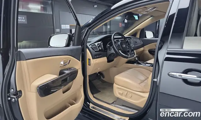 Kia Carnival 2019 2.2 автомат (гидро), миниатюра 12