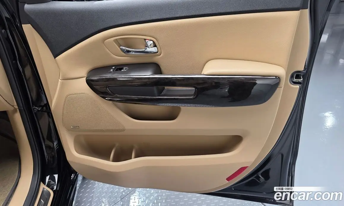 Kia Carnival 2019 2.2 автомат (гидро), фото 13