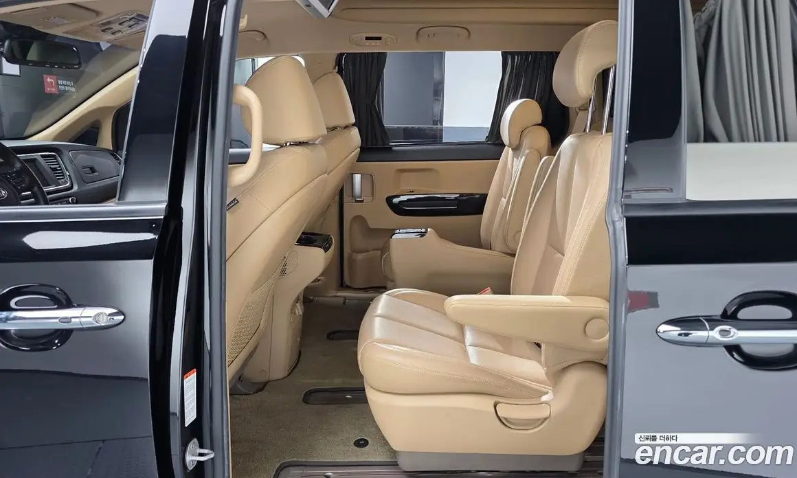 Kia Carnival 2019 2.2 автомат (гидро), фото 17