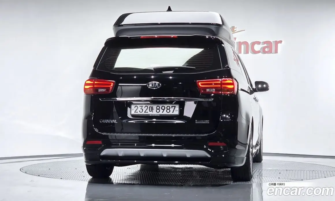 Kia Carnival 2019 2.2 автомат (гидро), фото 3