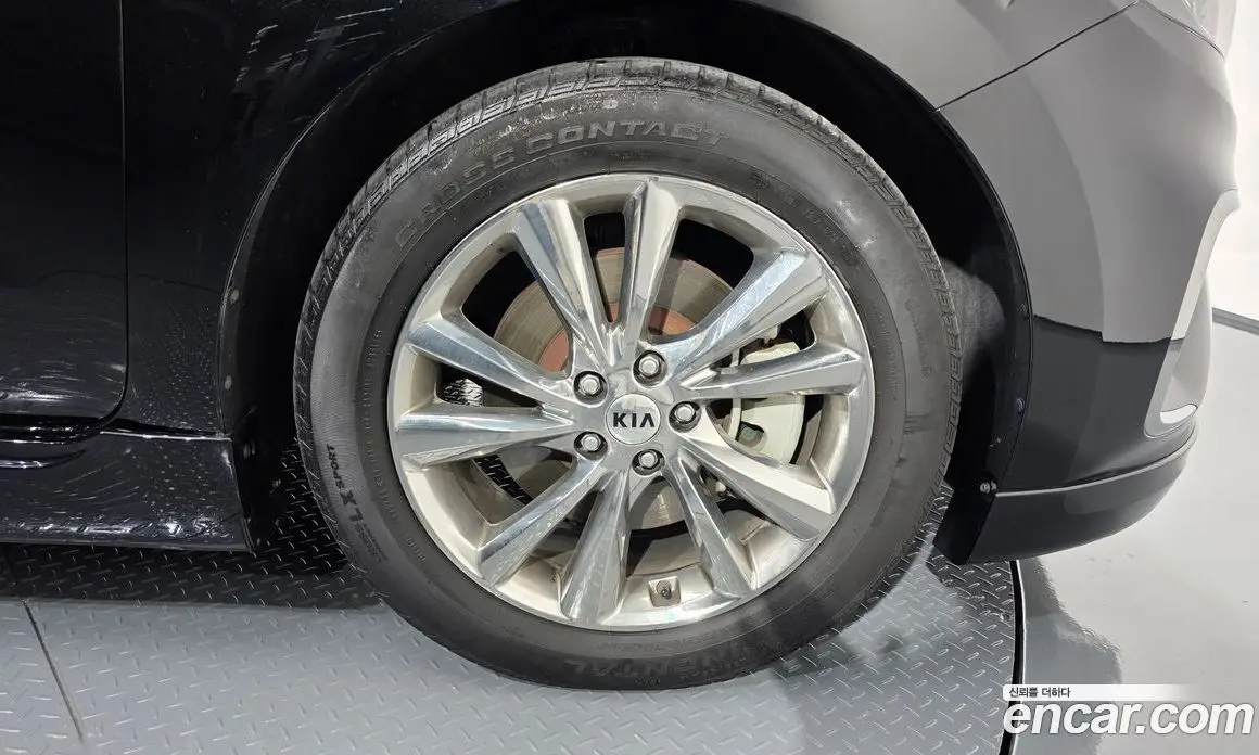 Kia Carnival 2019 2.2 автомат (гидро), фото 6