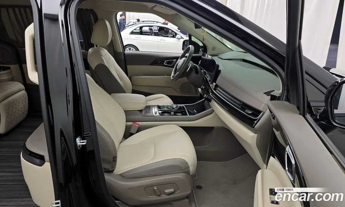 Kia Carnival 2024 3.5 автомат (гидро), фото 11