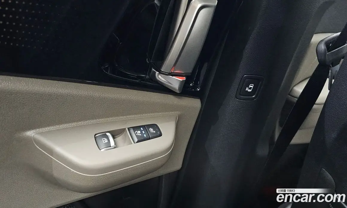 Kia Carnival 2025 1.6 автомат (гидро), фото 24