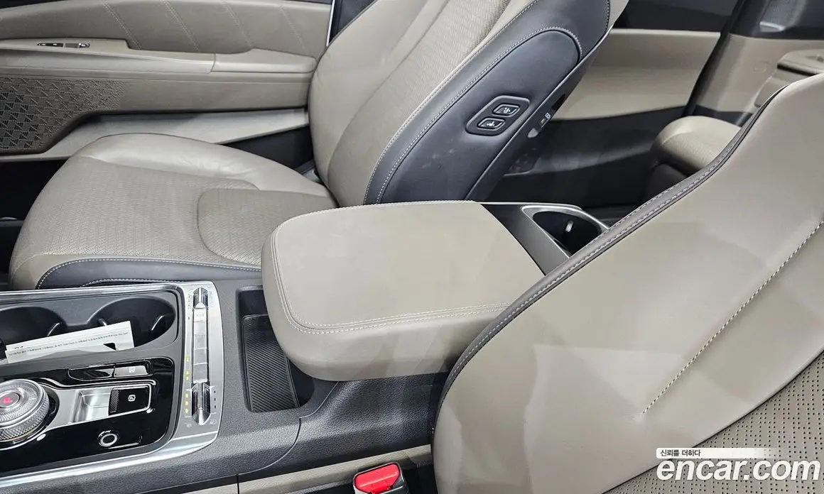 Kia Carnival 2025 1.6 автомат (гидро), фото 27