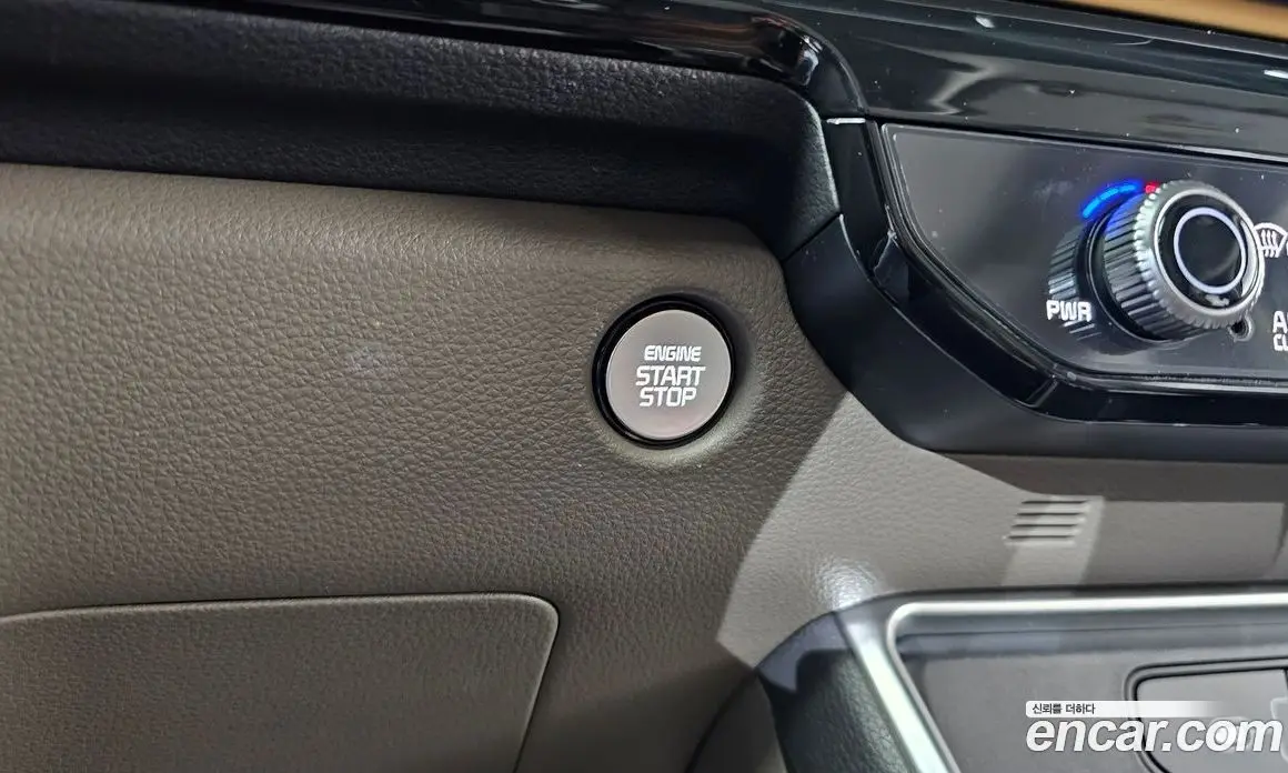 Kia Carnival 2025 1.6 автомат (гидро), фото 29