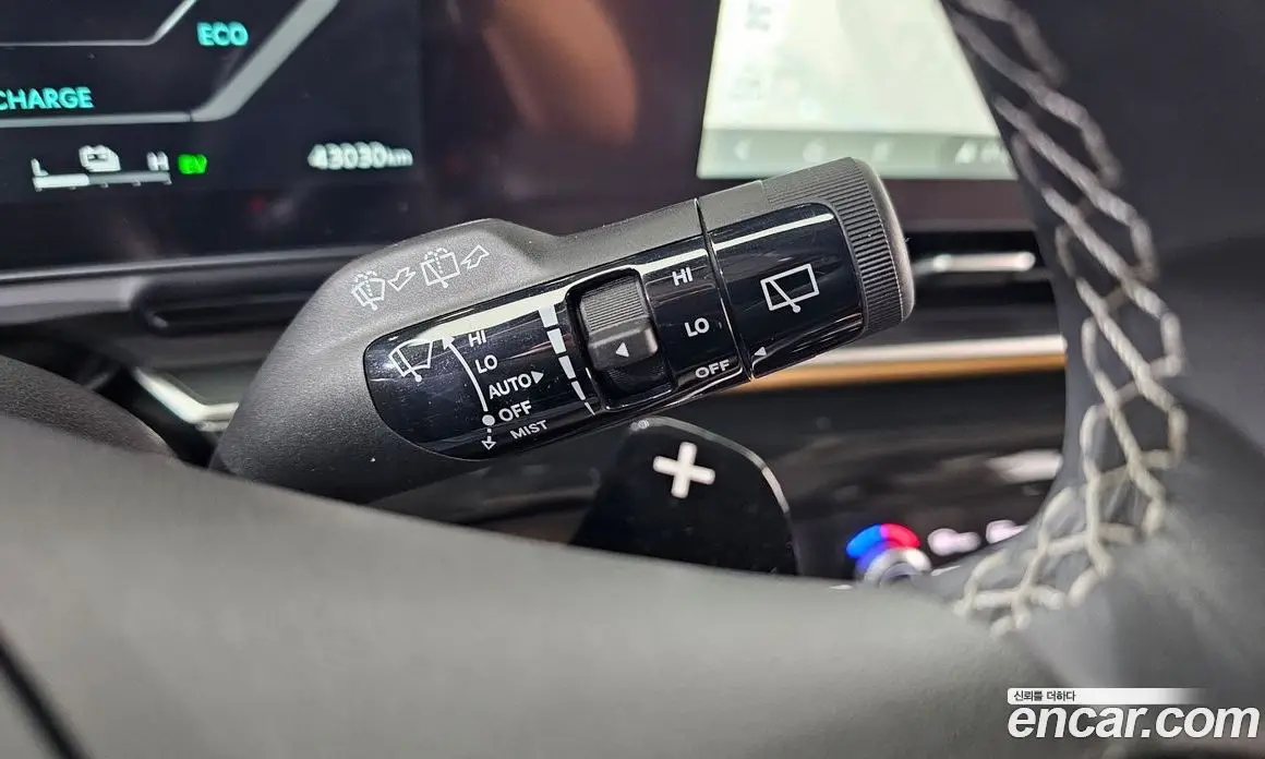 Kia Carnival 2025 1.6 автомат (гидро), фото 30