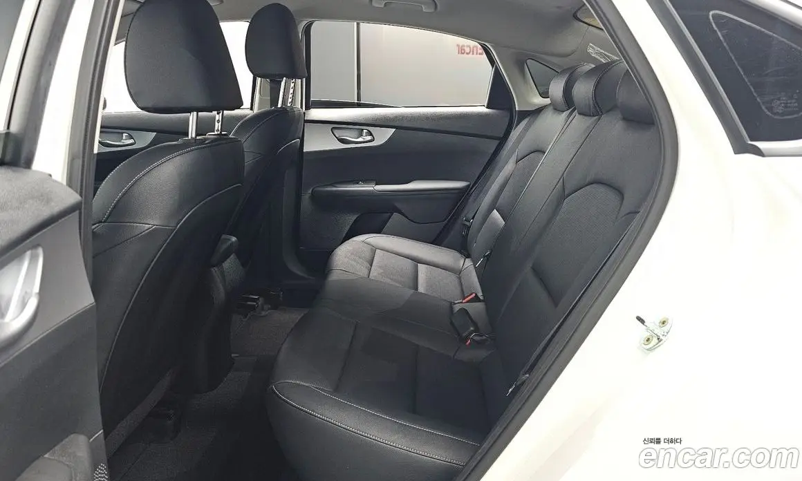 Kia K3 2022 1.6 автомат (гидро), фото 12
