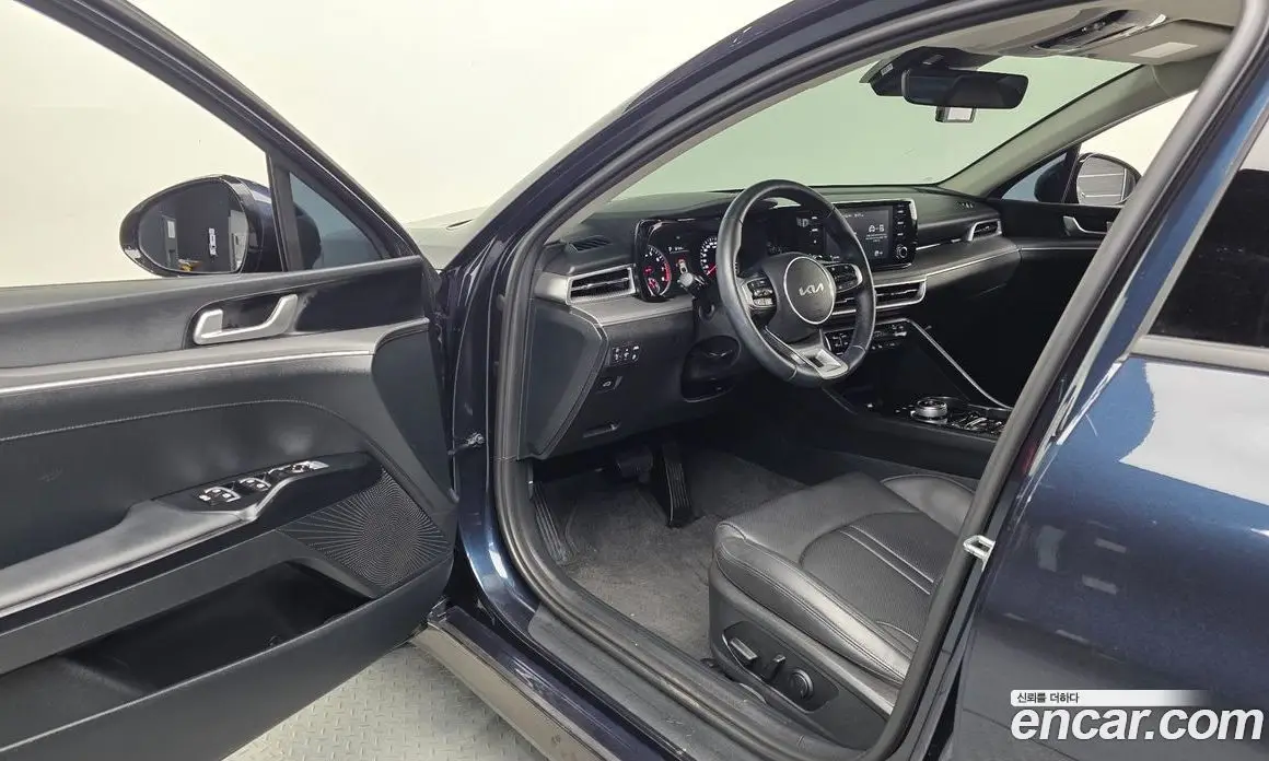 Kia K5 (Optima) 2023 2.0 автомат (гидро), фото 10