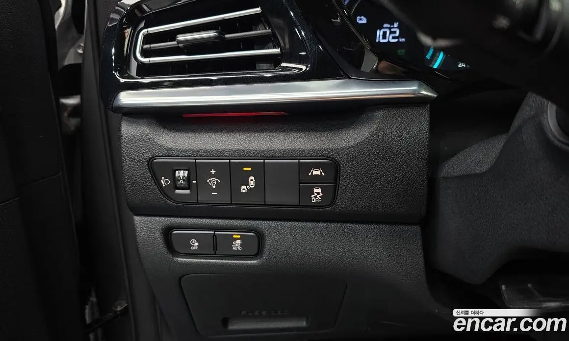 Kia Niro 2021 0.2 автомат (гидро), фото 17