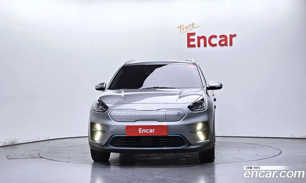 Kia Niro 2021 0.2 автомат (гидро), фото 3
