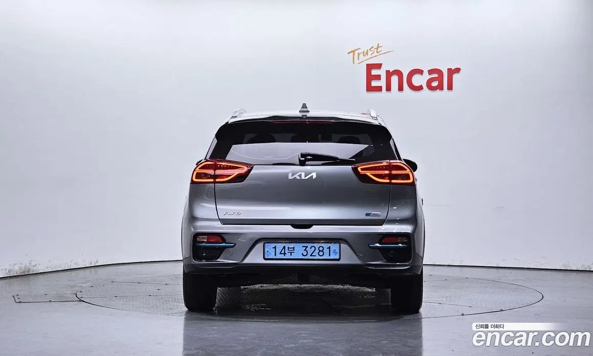 Kia Niro 2021 0.2 автомат (гидро), фото 4