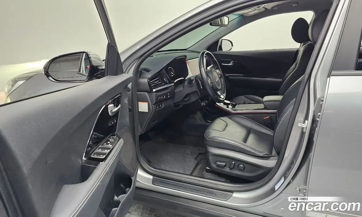 Kia Niro 2021 0.2 автомат (гидро), фото 10