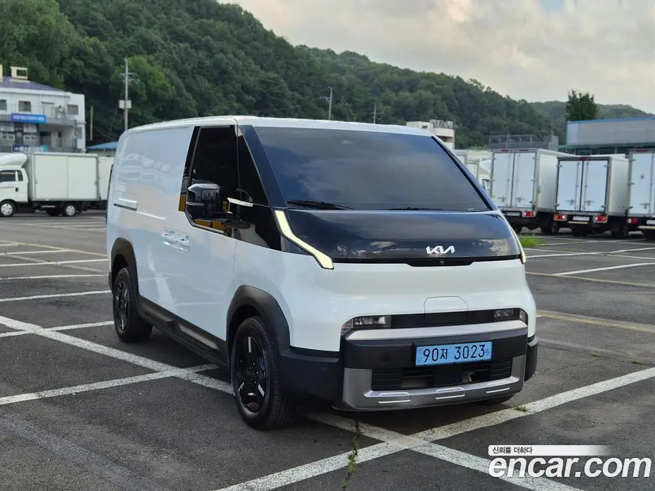 Kia PV5 2026 0.2 автомат (гидро), фото 3