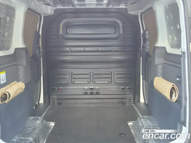 Kia PV5 2026 0.2 автомат (гидро), миниатюра 5