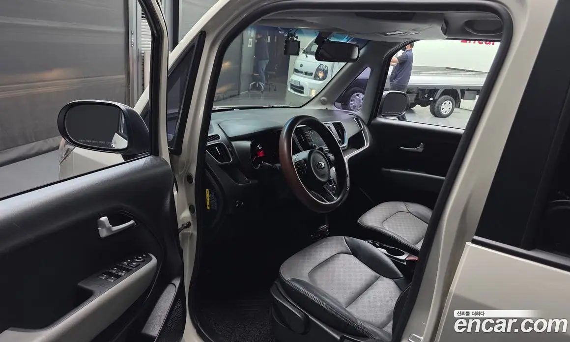 Kia Ray 2018 1.0 автомат (гидро), фото 13