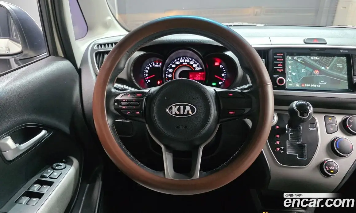 Kia Ray 2018 1.0 автомат (гидро), фото 19