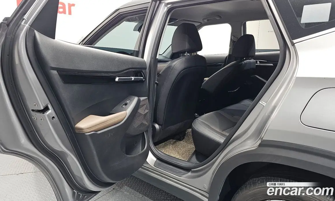 Kia Seltos 2020 1.6 автомат (гидро), фото 12