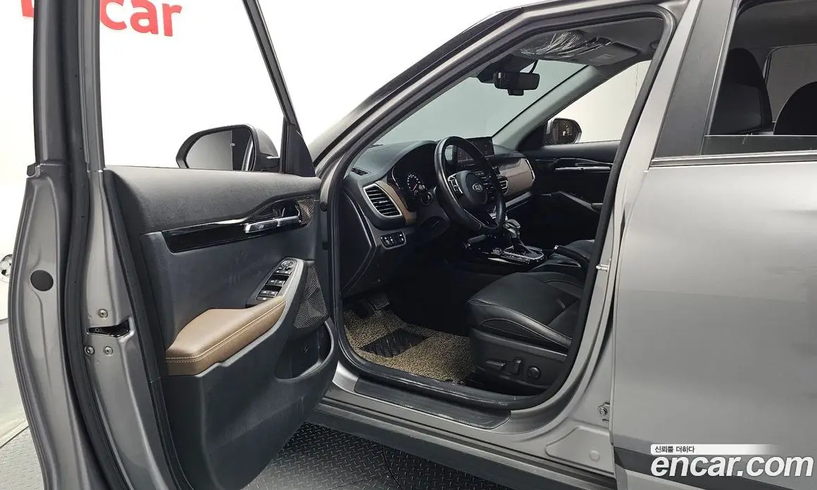 Kia Seltos 2020 1.6 автомат (гидро), фото 10