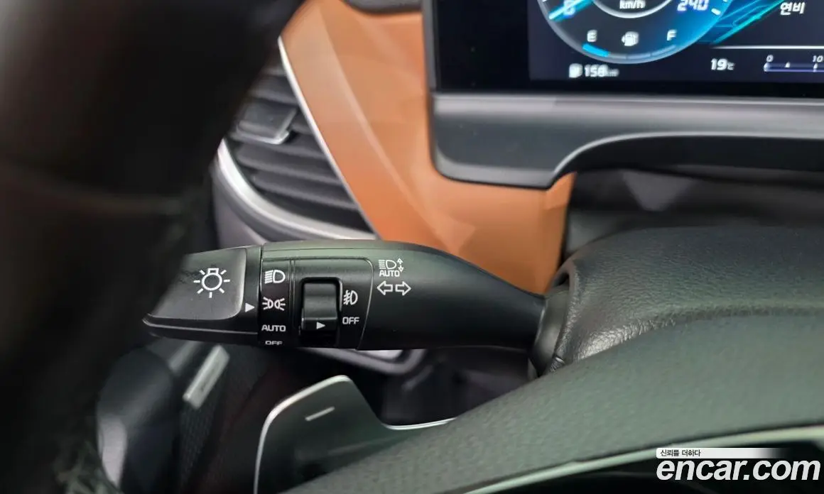 Kia Seltos 2022 1.6 автомат (гидро), фото 35