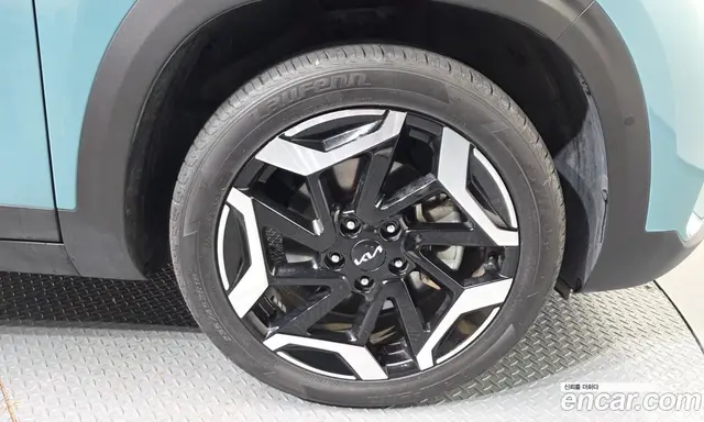 Kia Seltos 2022 1.6 автомат (гидро), миниатюра 5