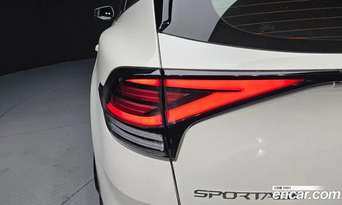 Kia Sportage 2022 1.6 автомат (гидро), фото 9