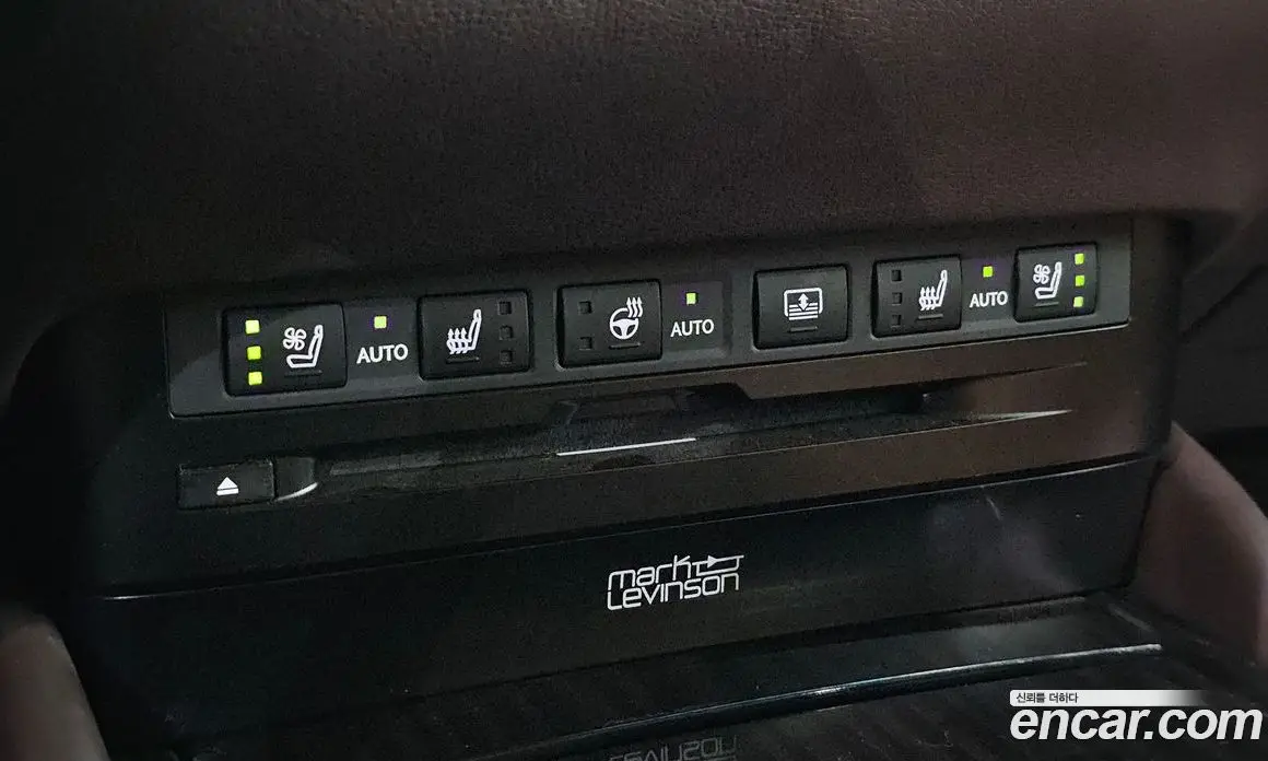 Lexus ES 2019 2.5 автомат (гидро), фото 18