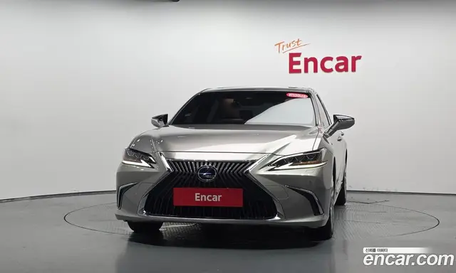 Lexus ES 2021 2.5 автомат (гидро), миниатюра 2