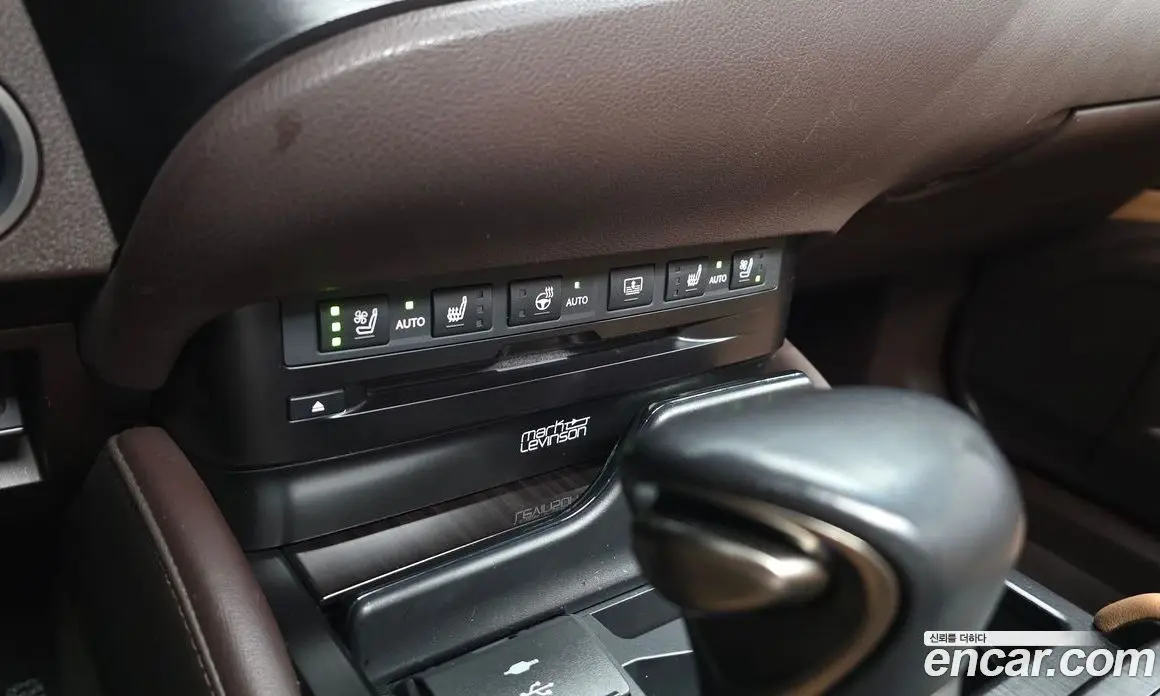 Lexus ES 2021 2.5 автомат (гидро), фото 29