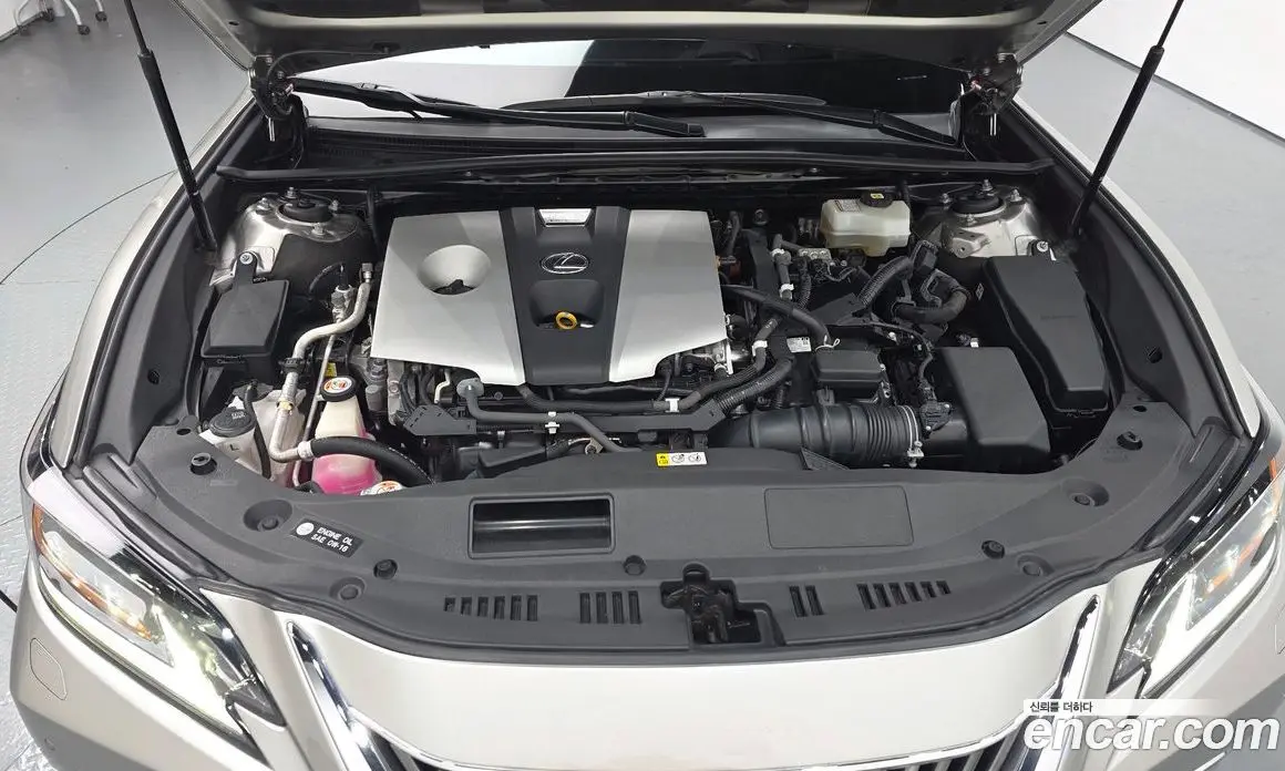 Lexus ES 2021 2.5 автомат (гидро), фото 5