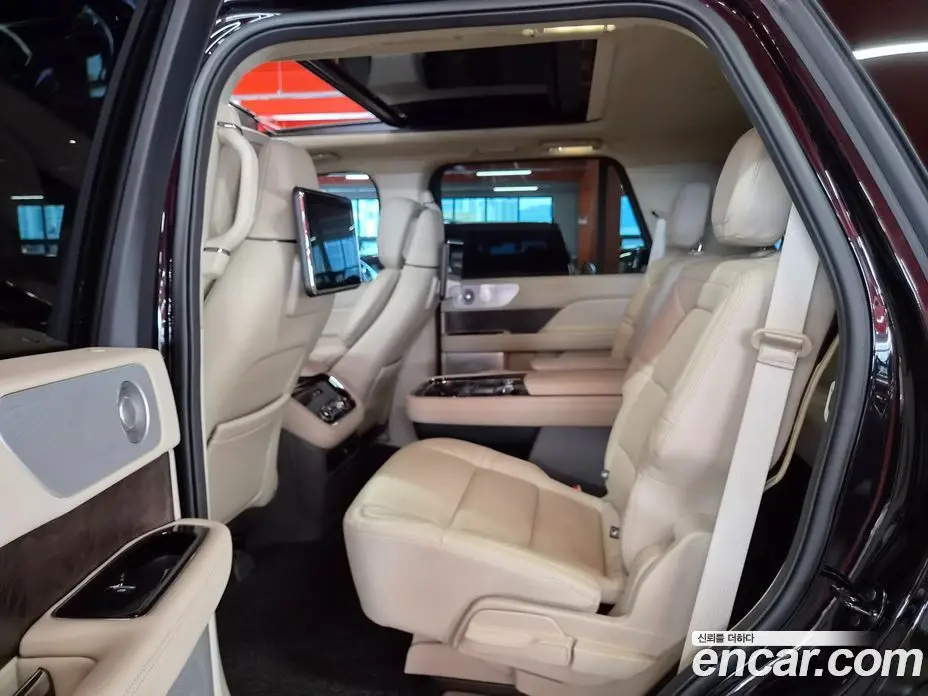 Lincoln Navigator 2021 3.5 автомат (гидро), фото 5