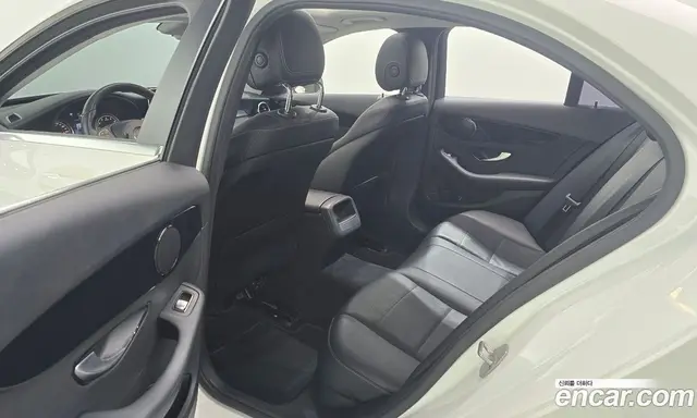 Mercedes-Benz C-Class 2017 2.0 автомат (гидро), миниатюра 12