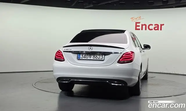 Mercedes-Benz C-Class 2018 2.1 автомат (гидро), миниатюра 4