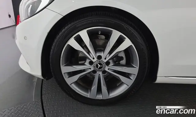Mercedes-Benz C-Class 2018 2.1 автомат (гидро), миниатюра 5