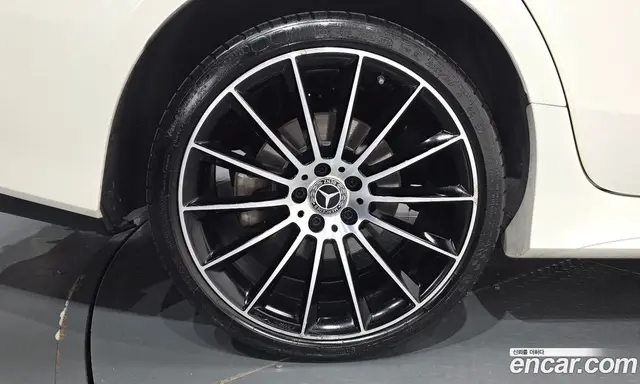 Mercedes-Benz CLS-Class 2018 2.9 автомат (гидро), миниатюра 5