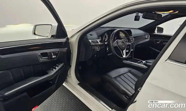 Mercedes-Benz E-Class 2014 2.1 автомат (гидро), миниатюра 10