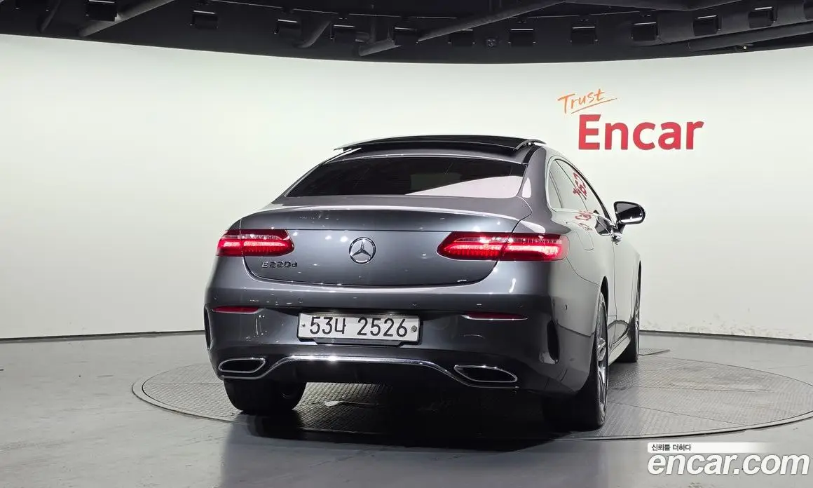 Mercedes-Benz E-Class 2017 1.9 автомат (гидро), фото 4