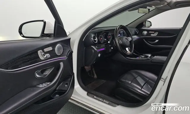 Mercedes-Benz E-Class 2017 1.9 автомат (гидро), миниатюра 10