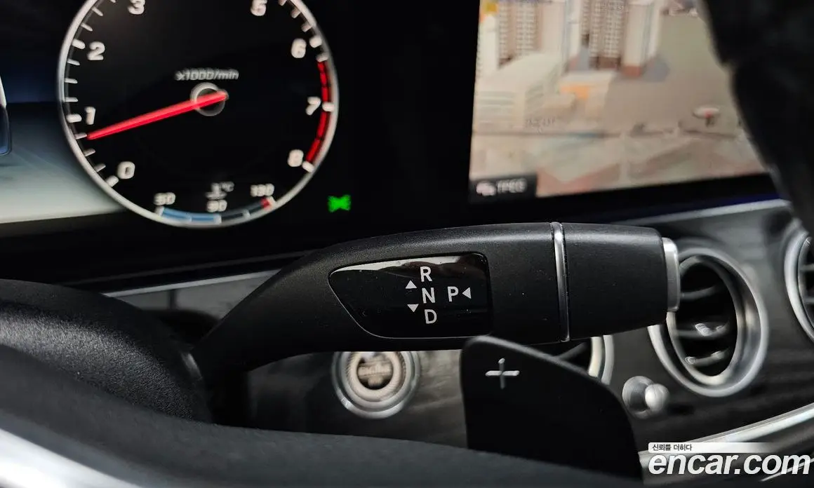 Mercedes-Benz E-Class 2018 2.0 автомат (гидро), фото 12