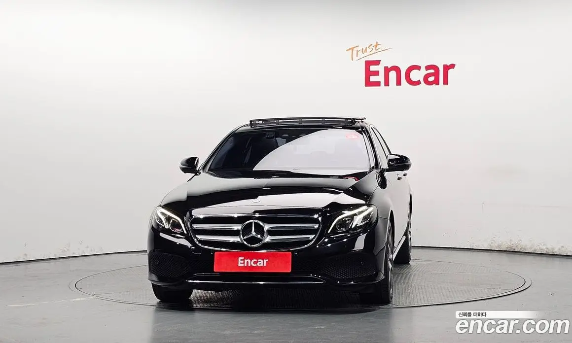 Mercedes-Benz E-Class 2018 2.0 автомат (гидро), фото 3