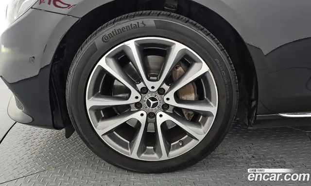Mercedes-Benz E-Class 2018 2.0 автомат (гидро), миниатюра 5