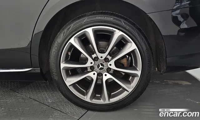 Mercedes-Benz E-Class 2018 2.0 автомат (гидро), миниатюра 7