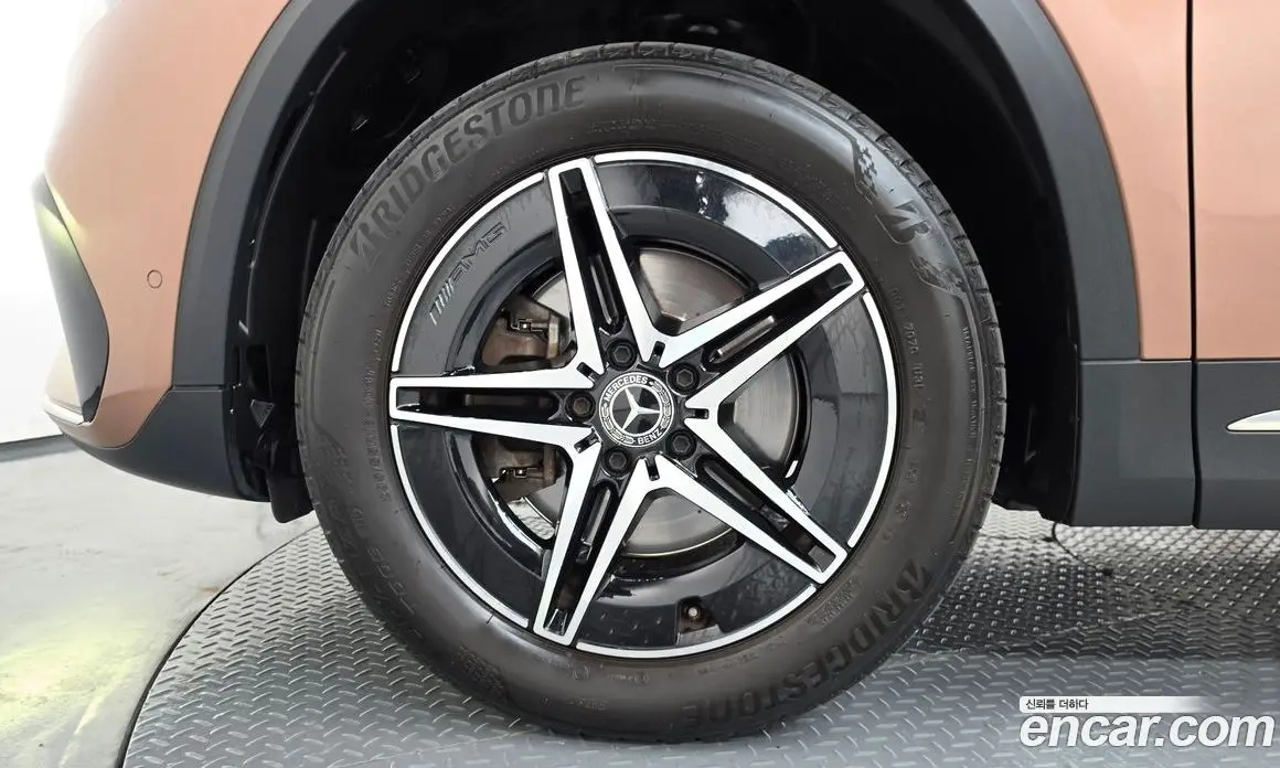 Mercedes-Benz EQA 2022 0.2 автомат (гидро), фото 5
