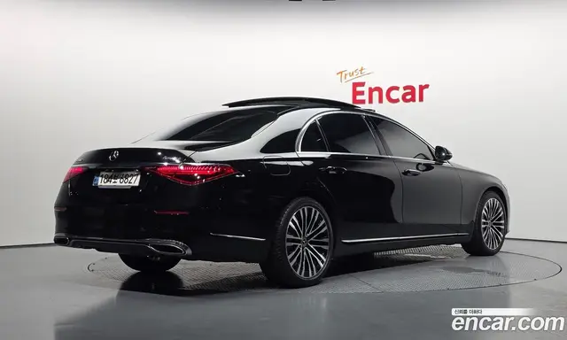Mercedes-Benz S-Class 2021 4.0 автомат (гидро), миниатюра 2