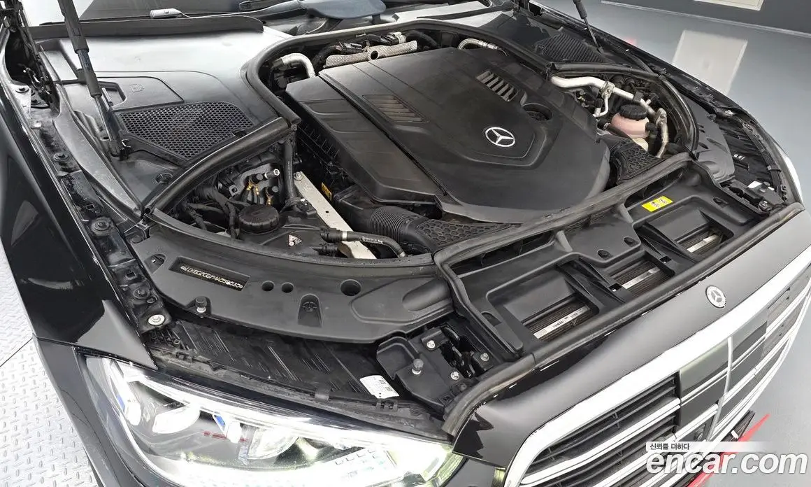 Mercedes-Benz S-Class 2021 4.0 автомат (гидро), фото 6