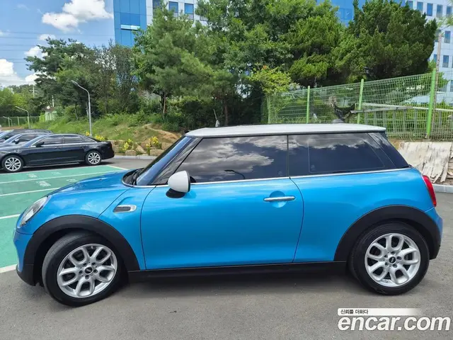 Mini Cooper 2015 1.5 автомат (гидро), миниатюра 5