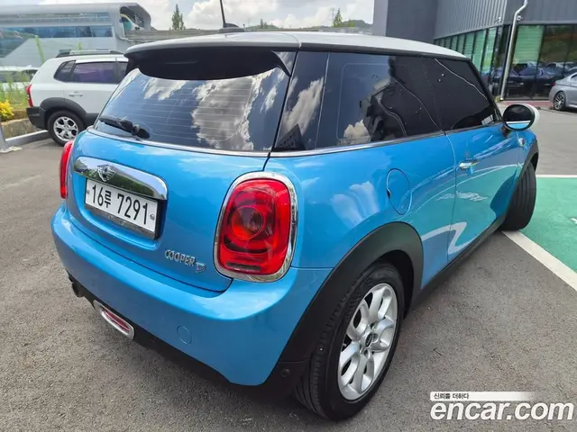 Mini Cooper 2015 1.5 автомат (гидро), миниатюра 8