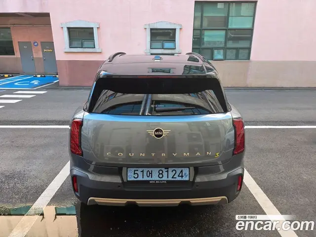 Mini Countryman 2025 автомат (гидро), миниатюра 5
